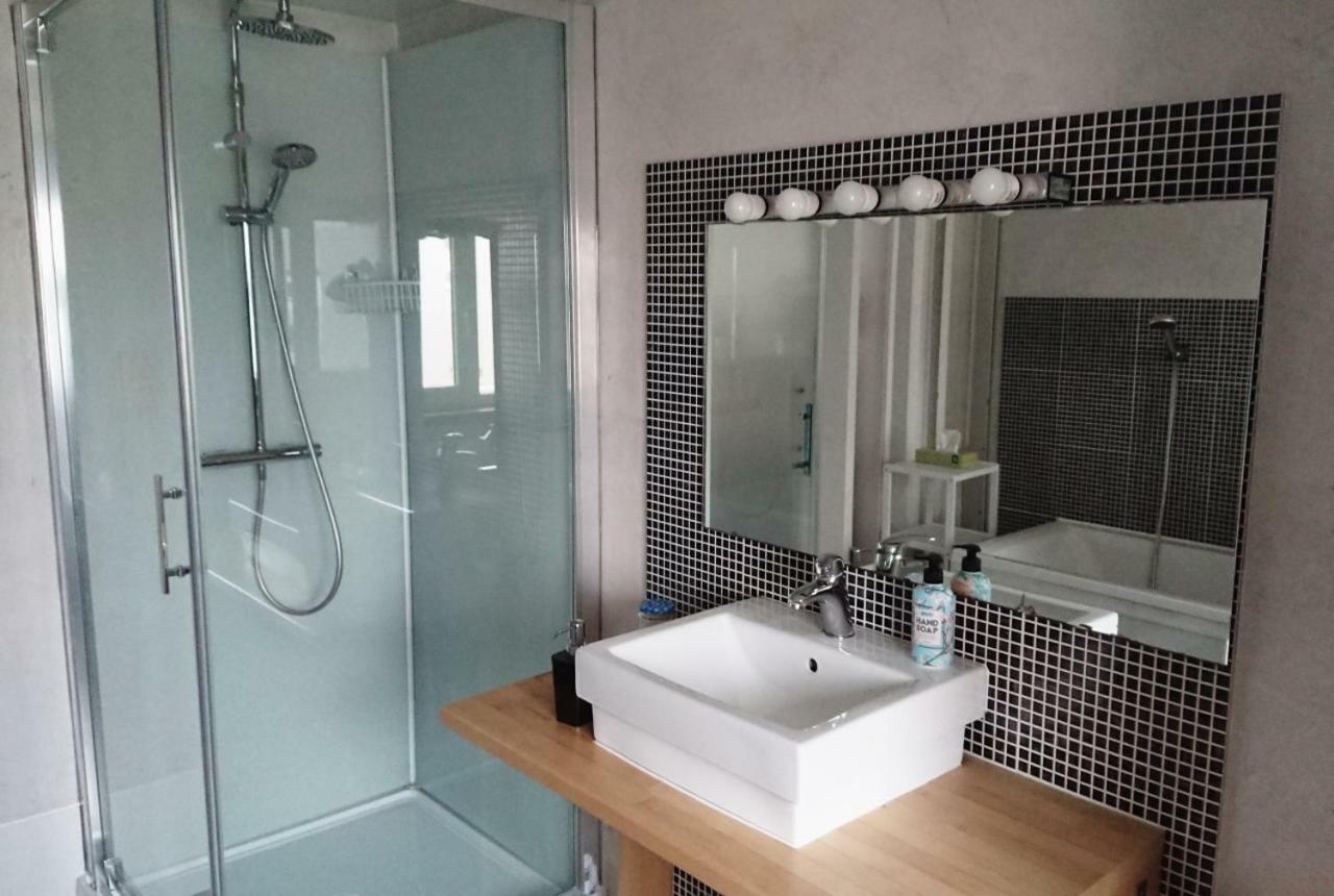 Bed and Breakfast Logies Zen Aan Zee Ostende Exterior foto